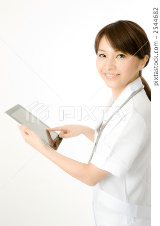 平板電腦和醫務人員 2544682