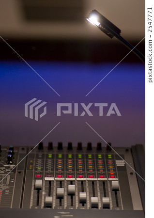 Behind Behind 2547771