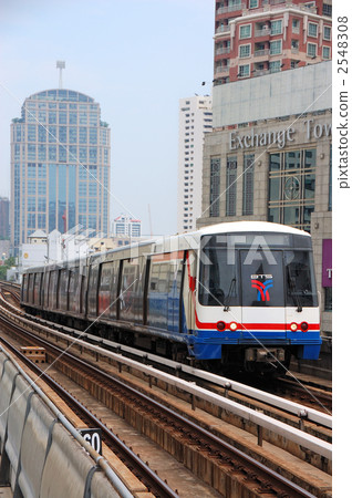 Sky train 2548308