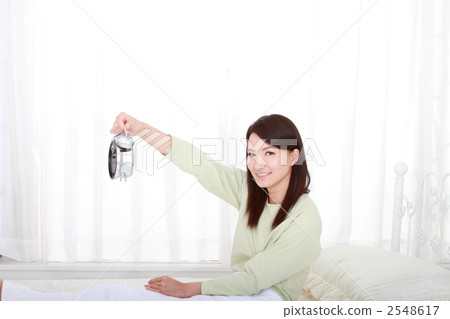 我睡過頭了一個女人 2548617