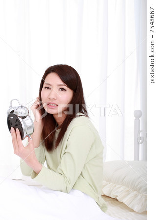 我睡過頭了一個女人 2548667