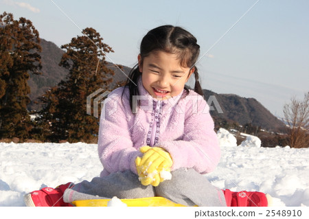 Snow fun Snow fun 2548910