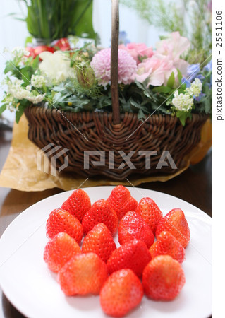 一個草莓 一個草莓 2551106