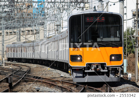 commuter train commuter train, rapid train, tobu tojo line *