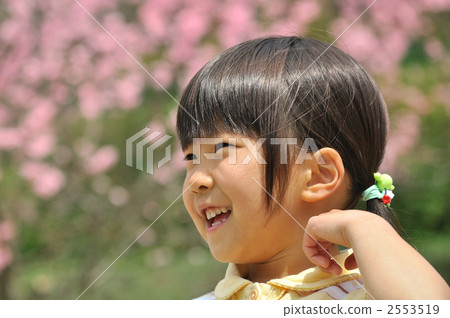 笑的女孩（春天，配置文件） 2553519