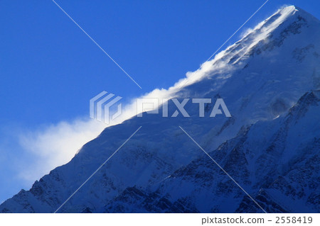 Himalayas and the blue sky 2558419