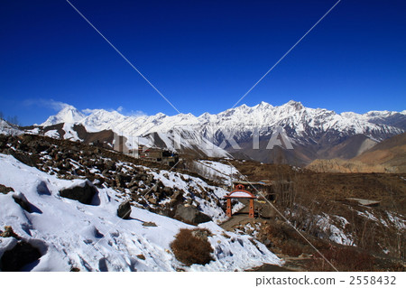 At Muktinato At Muktinato 2558432