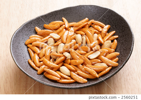 Kaki no Tane　 2560251