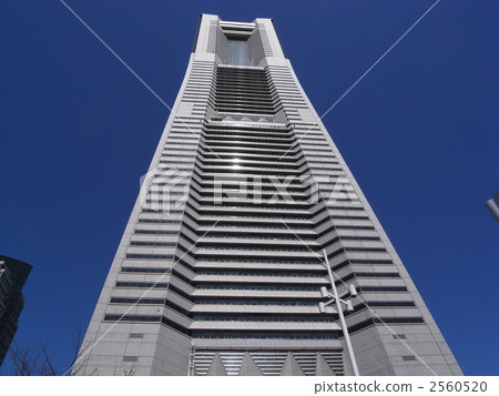 Yokohama Landmark Tower 2560520
