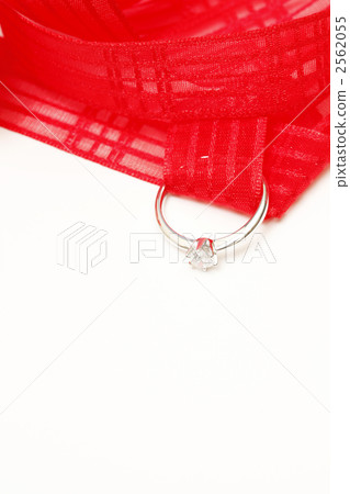 Engagement ring Engagement ring 2562055