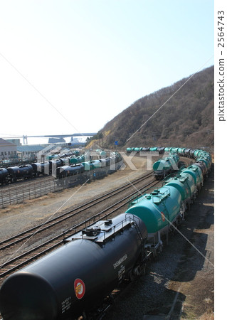 Petroleum freight train 2564743