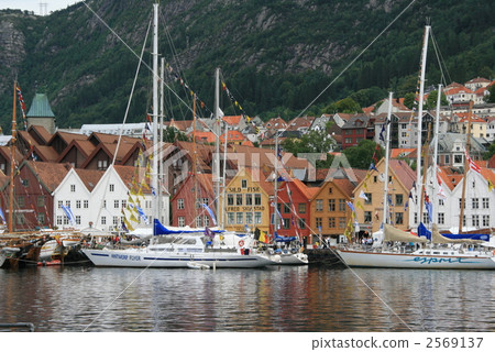 挪威布呂根地區和帆船 2569137