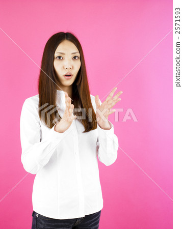 Amazing woman 2571593