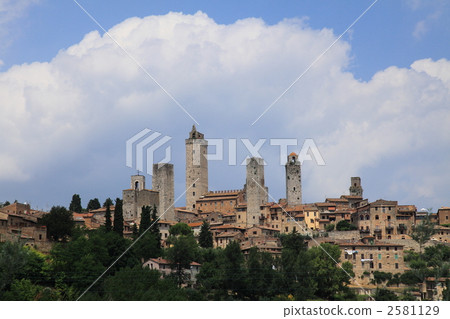 Tower of San Gimignano 2581129