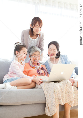 three generations, parenthood, parent and child 2582042