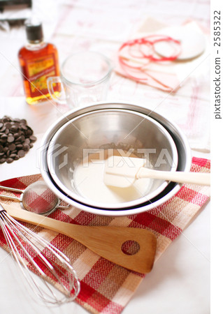 Confectionery making · Valentine's Day 2585322