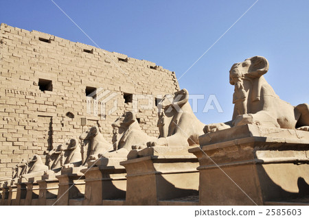 Temple of Carnac Sphinx entrance 2585603