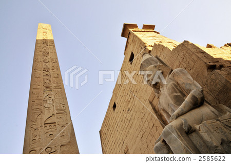 Statue of Luxor Temple Obelisk and Ramesses II Statue of Luxor Temple Obelisk and Ramesses II 2585622