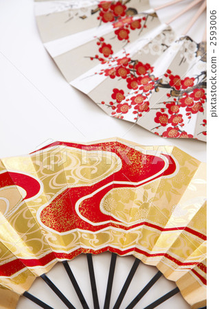 Folding fans of Japanese dance 2593006