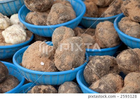 Yam at selling stalls 2593128