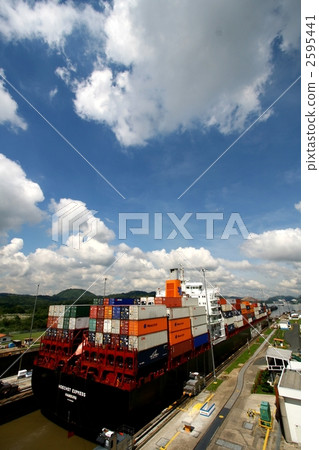 container ship, container vessel, the panama canal 2595441