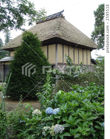 Kashiwabara / Kazuhiro Kobayashi old house 2595518