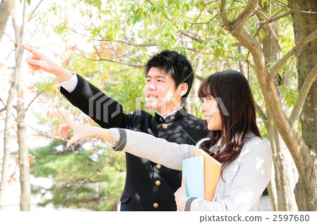 接觸 大學生/職校生 指示 2597680