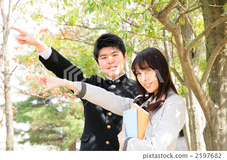 中學男生 男人和女人 男女 2597682