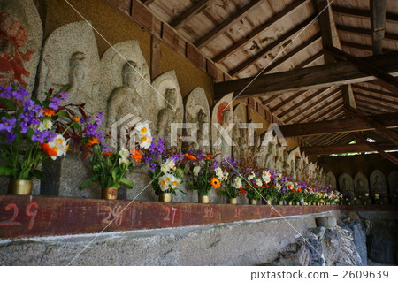 Stone Buddha of Momoji Temple Stone Buddha of Momoji Temple 2609639