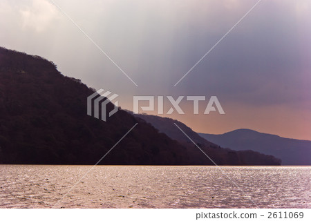 Lake Ashinoko and light spot Lake Ashinoko and light spot 2611069