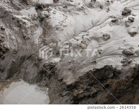 Construction site mud 2614358
