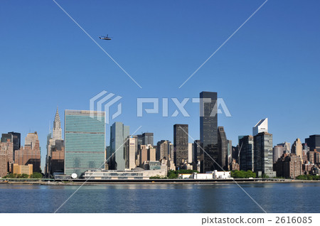 Morning skyscrapers 2616085
