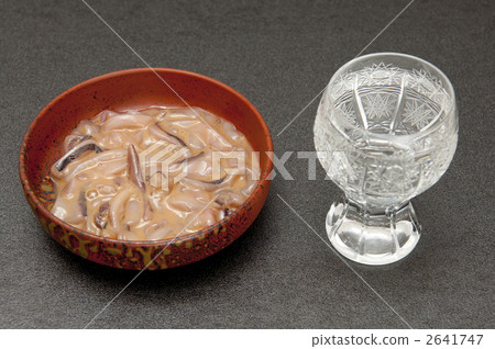 魷魚和鹽漬的清酒和清酒 2641747