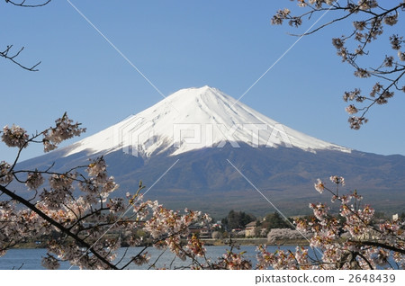 lake kawaguchi, snow mountain, snowy mountain 2648439