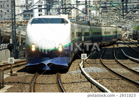 Tohoku Shinkansen 200 series 2651823