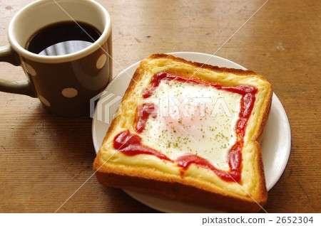 Egg Toast and Coffee 2652304