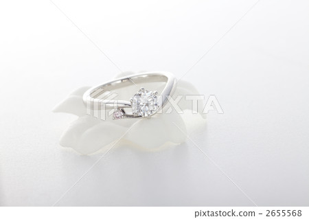 engagement ring engagement ring 2655568