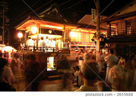Bon Odori (Gifu Prefecture: Gujo Hachiman) Bon Odori (Gifu Prefecture: Gujo Hachiman) 2655688