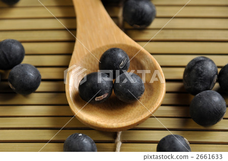 Tanba's black bean 2661633