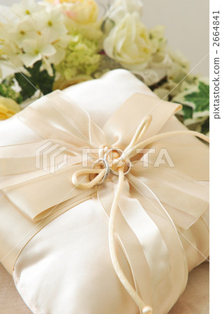 wedding ring wedding ring 2664841