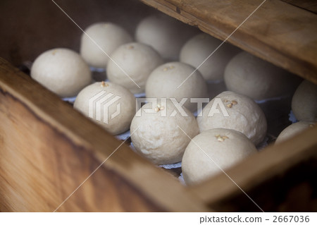 steamed bun with filling, buckwheat bun, tea cakes 2667036