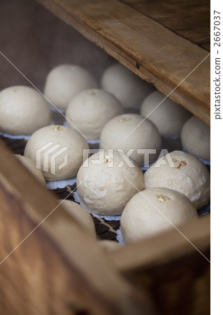 tea cakes, buckwheat bun, steamed bun with filling 2667037