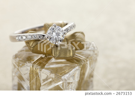 engagement ring engagement ring 2673153