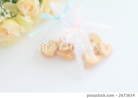 Petite gift 3 2673654