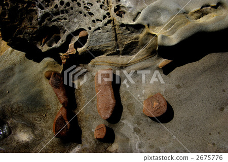 日南沿海岩石 2675776