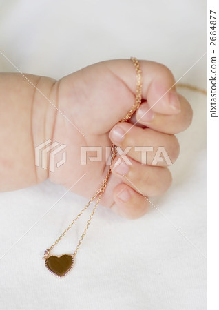 Golden Heart 2684877