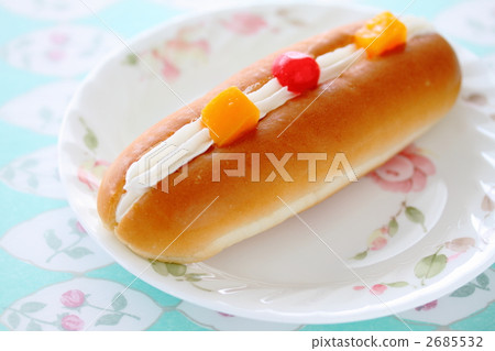 Raw cream bread Raw cream bread 2685532