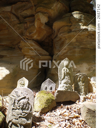 品川通的石頭和神社佛組 2687142