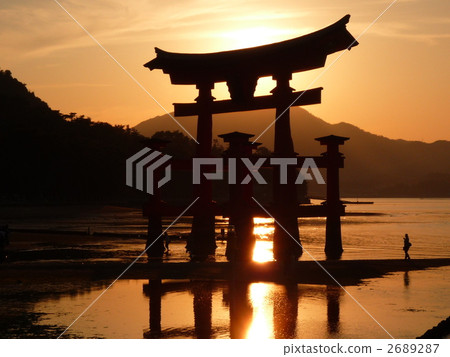 在宮島的日落 在宮島的日落 2689287