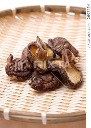 Dried shiitake mushrooms Dried shiitake mushrooms 2693254